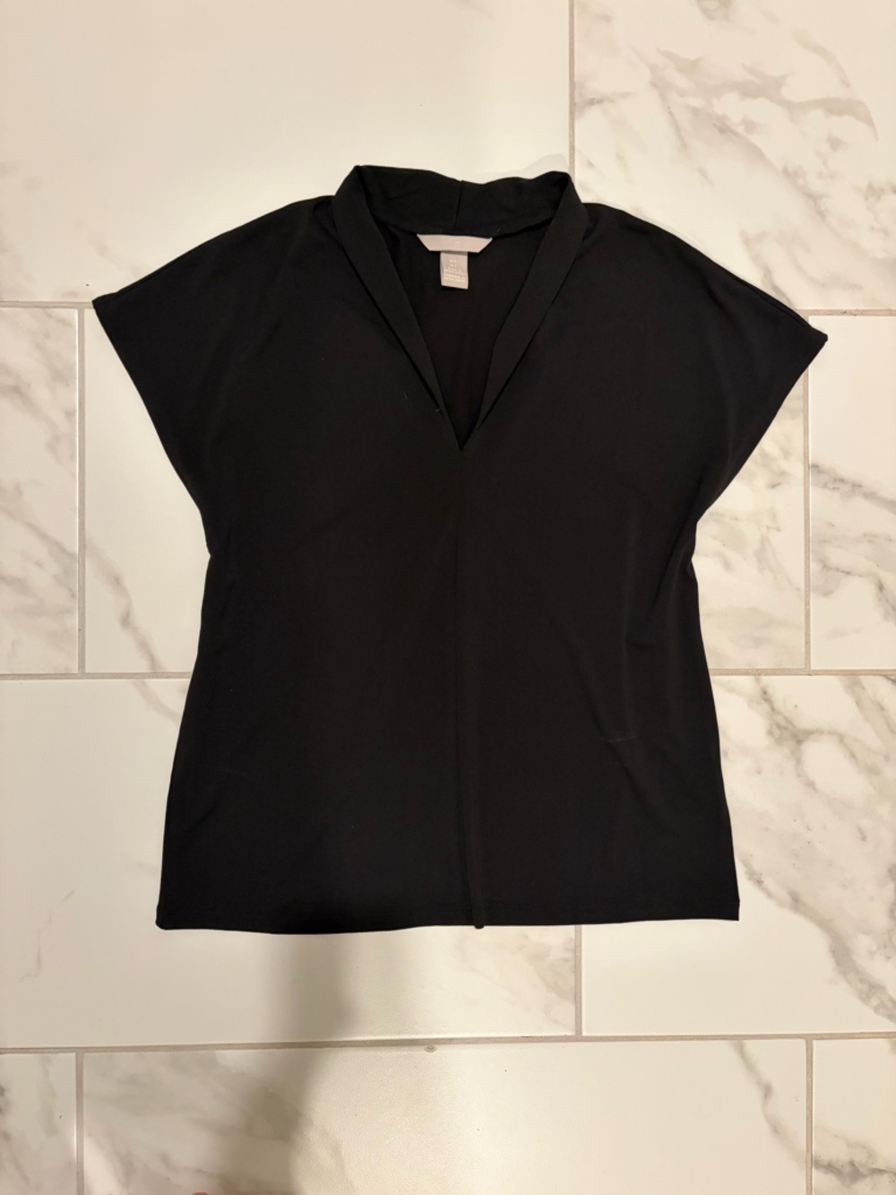 H&M Black V-Neck Cap Sleeve Blouse